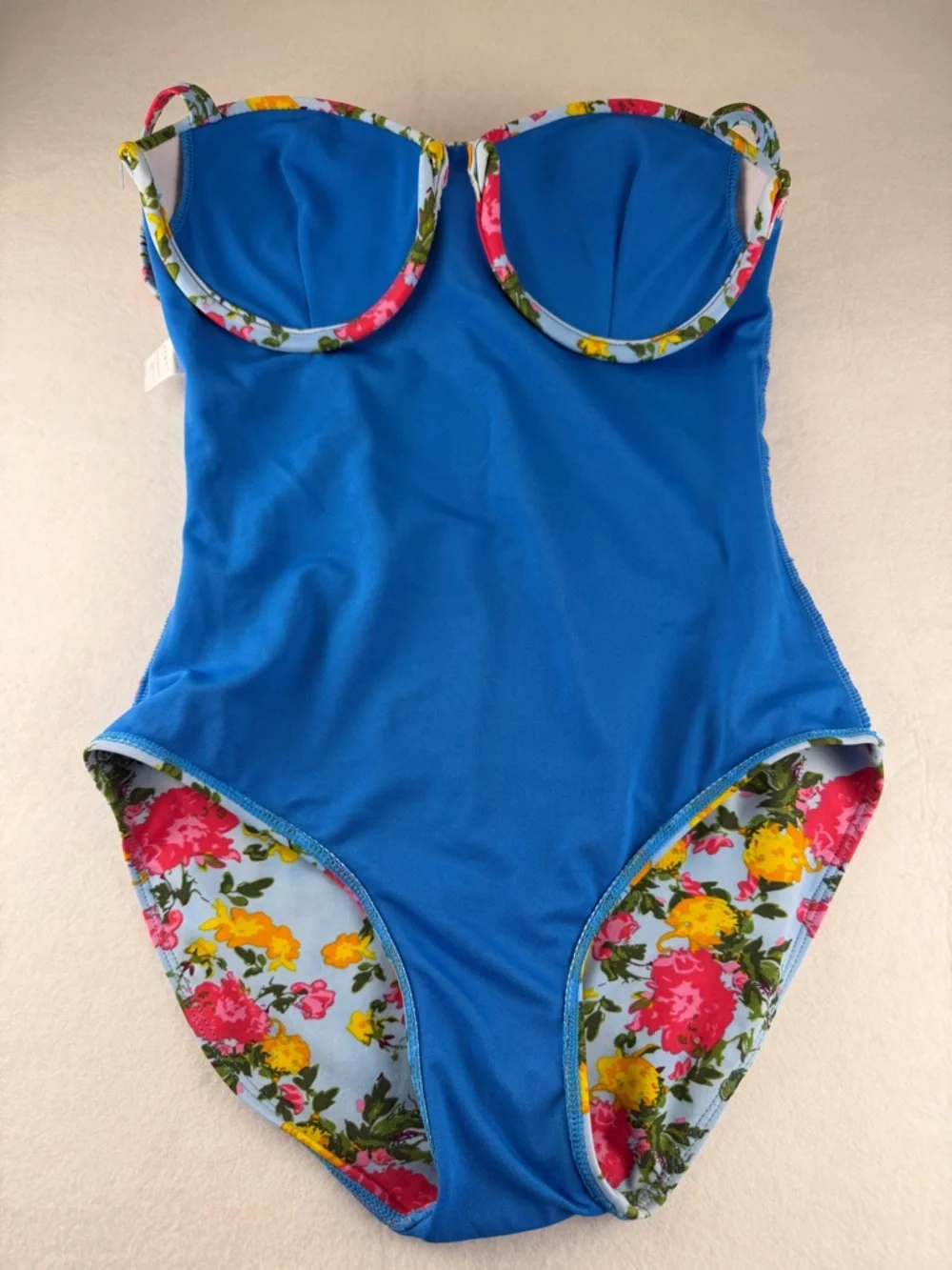 Janela Bay‎ Floral One Piece Swimsuit XS Underwire Lace Up Back